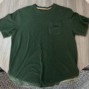 mens patagonia pocket responsibili-tee shirt forest green size medium